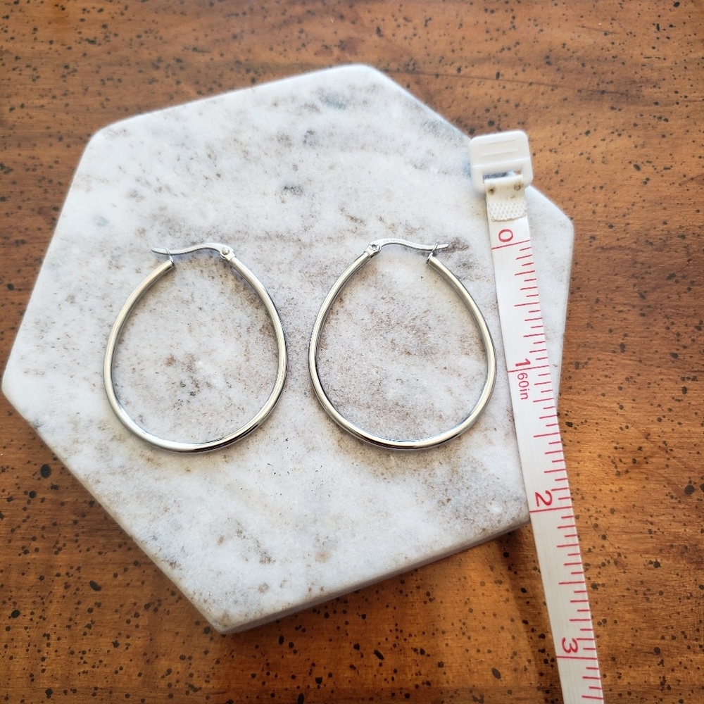 Hoop earrings - Picture 2 of 2